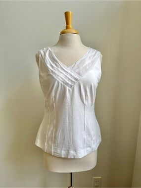 NIC+ZOE White V- Neck Top